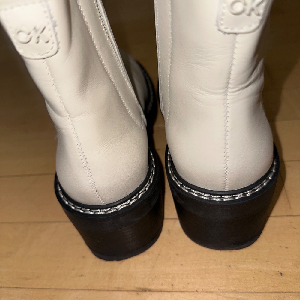 Like New Calvin Klein Amina Chelsea lug sole boot, 6.5,  GD1111 - Picture 10 of 10